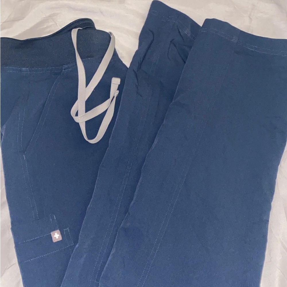 Figs Mens Small Axim Cargo scrub pants